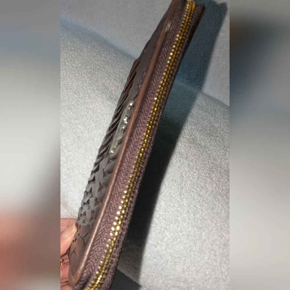Coach Madison gathered leather wallet.